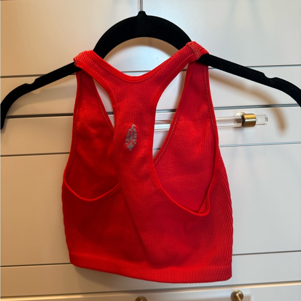 Red Ribbed free people movement crop tank top - Picture 2 of 4